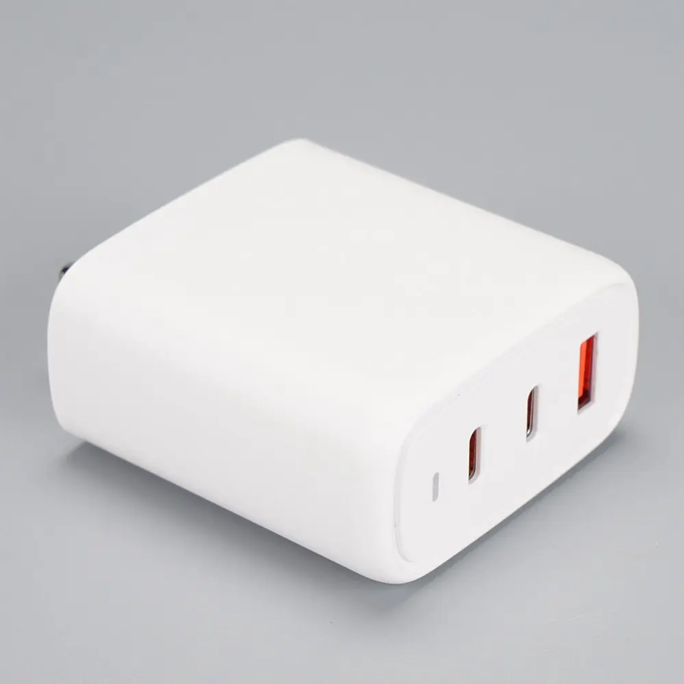 IN/India Plug 1 USB-A + 2 USB Type-C Black With Indicating Light Travel/Wall charger 110V-230V 2044