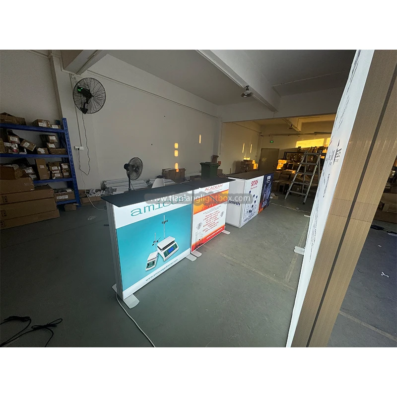 מוצב תערוכת TianLang עם תיבת אור לשולחן שעונים שטעינה חינמית, עם תאורה LED לשימושepromotion