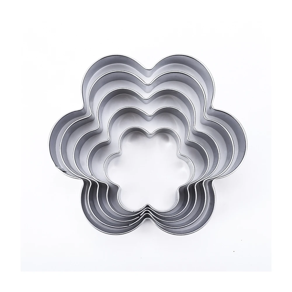 Set di strumenti per taglierini per biscotti in acciaio inossidabile personalizzati per fiori di natale 3D per bambini