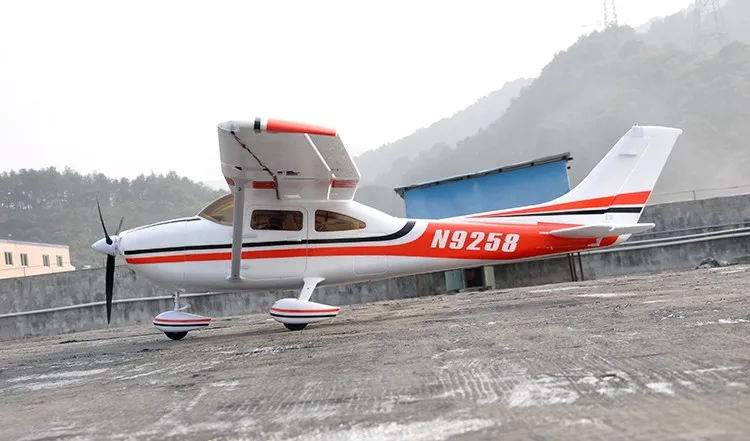 セスナ  182 セスナ 182 航空機 徹底ガイド | FlyTeam(フライチーム)