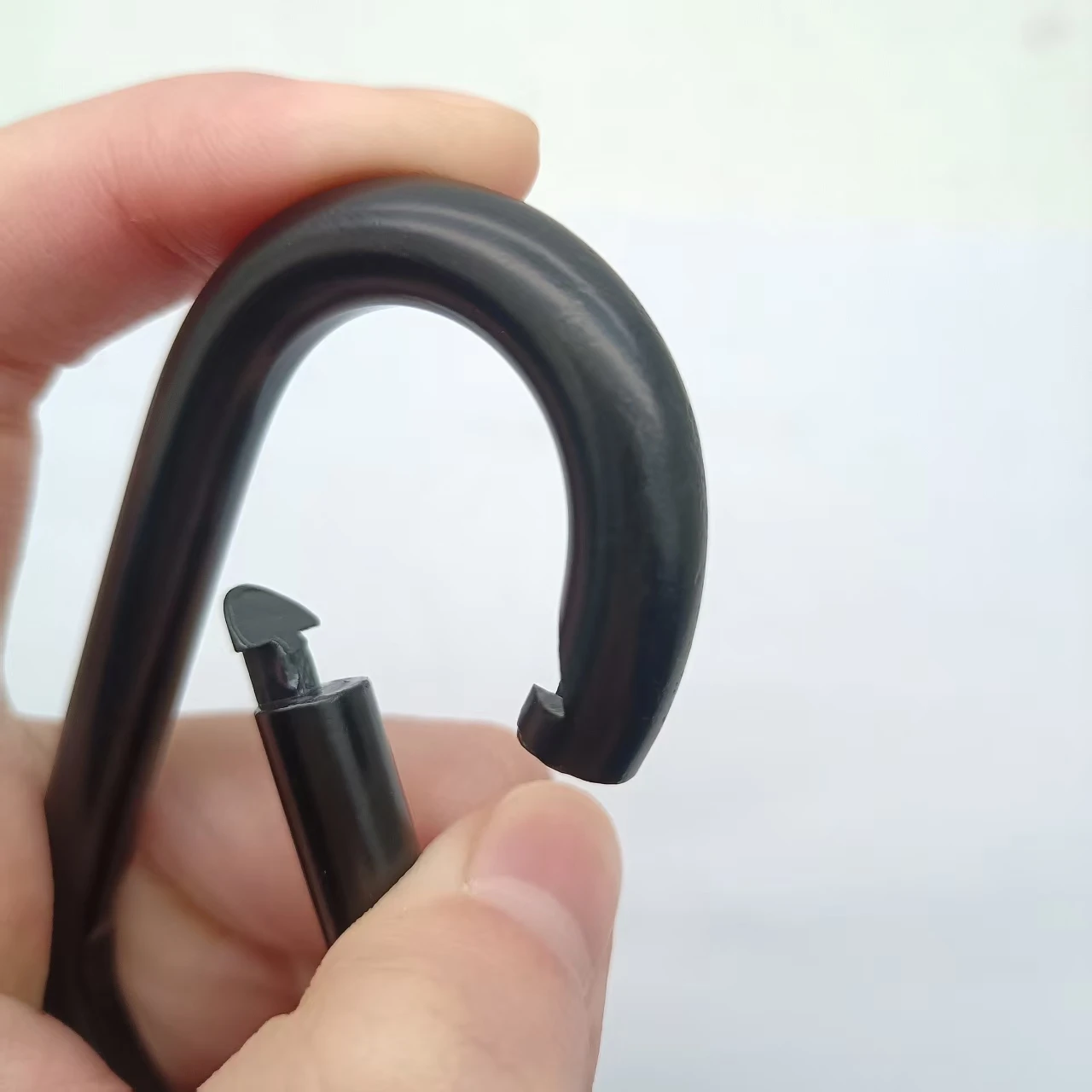 High Quality 40*80MM Steel Snap Hook Straight BlackCarabiner for Climbing