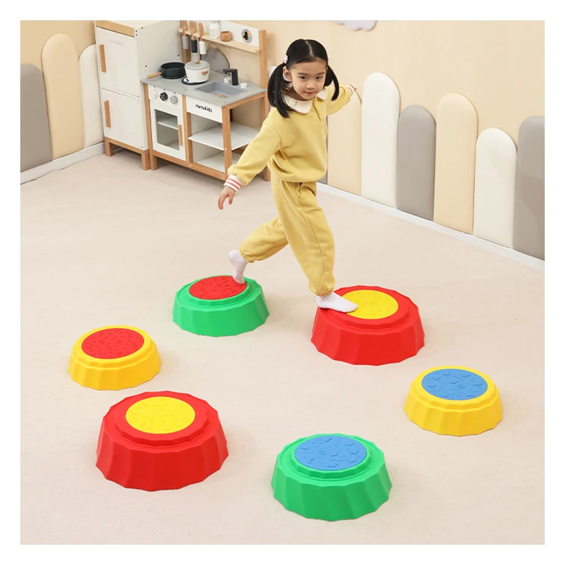 Тренажер для занятий спортом в помещении