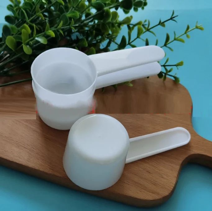 Large Capacity 30g 60ml PP Round Disposable Measuring Spoon Flat Bottom Tea Coffee Milk Powder Spoon White Plastic