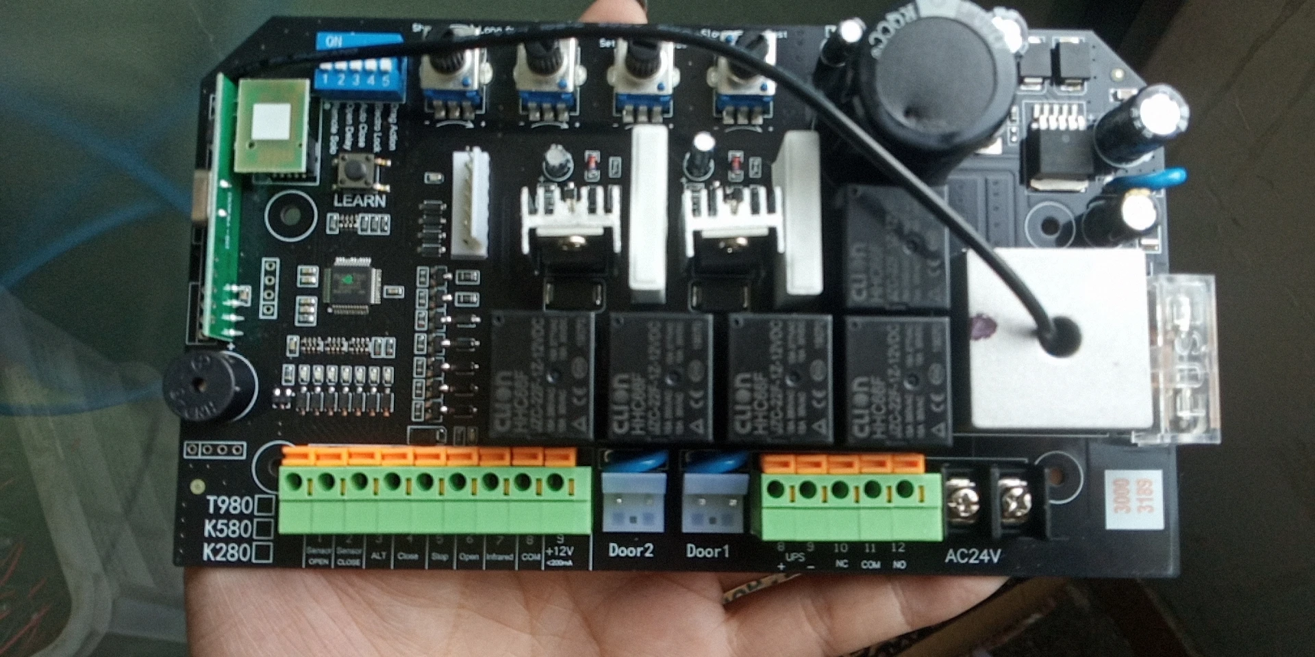 GSM Automatic Gate Controller - Reliable Swing Gate Opener