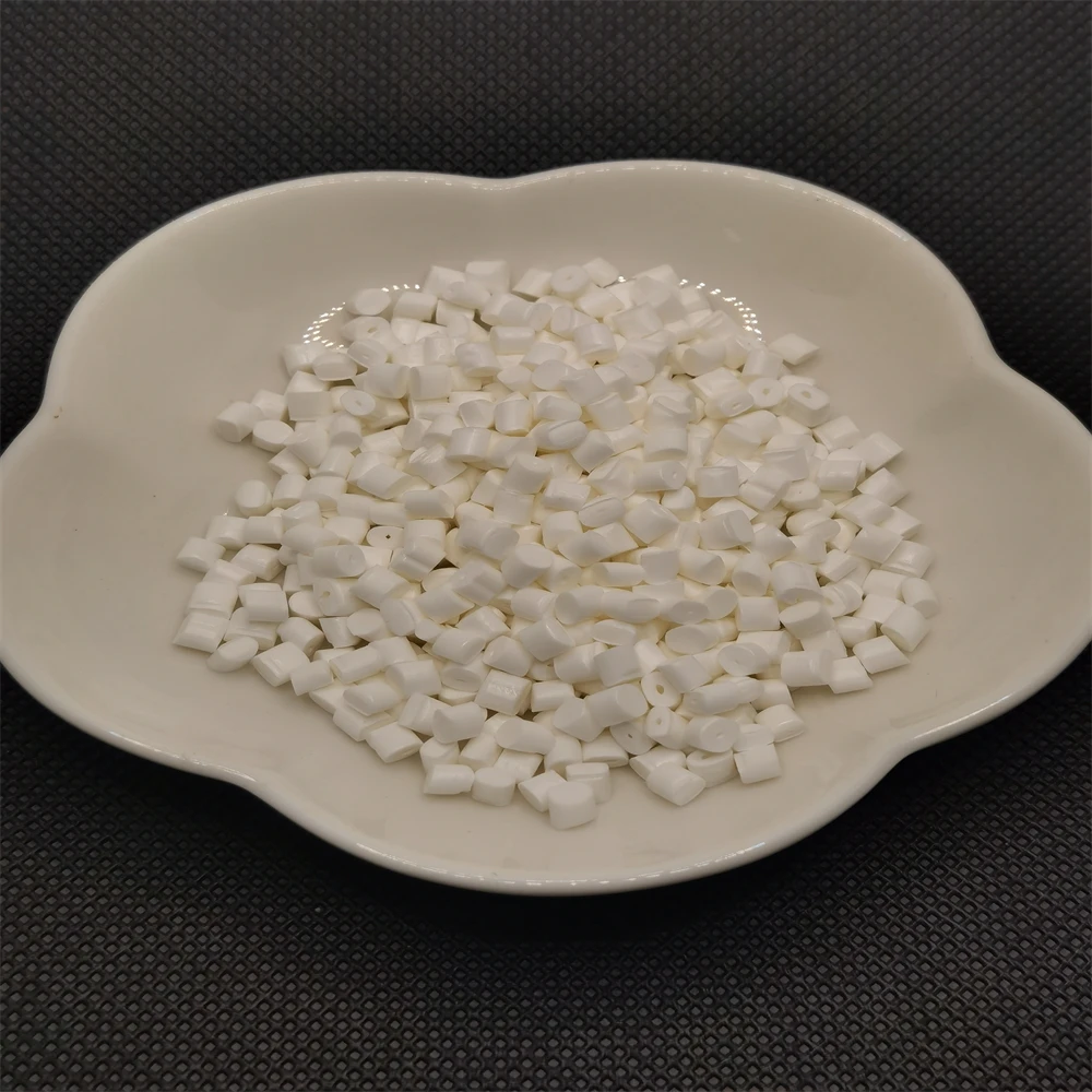 Sabic Xenoy 5720 UR PBT + PC сплав Sabic PC/PBT резиновые гранулы