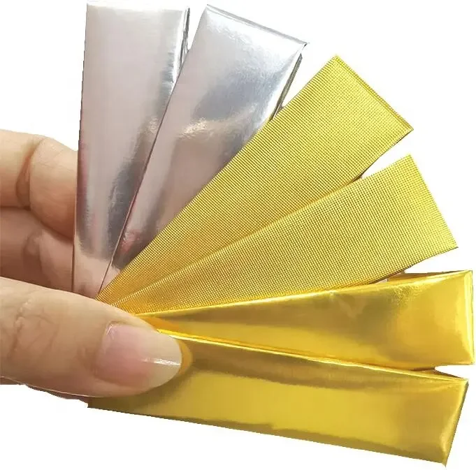 Embossing Red Green Golden Colorful Aluminium Foil Backed Paper Roll for Chocolate Wrapping