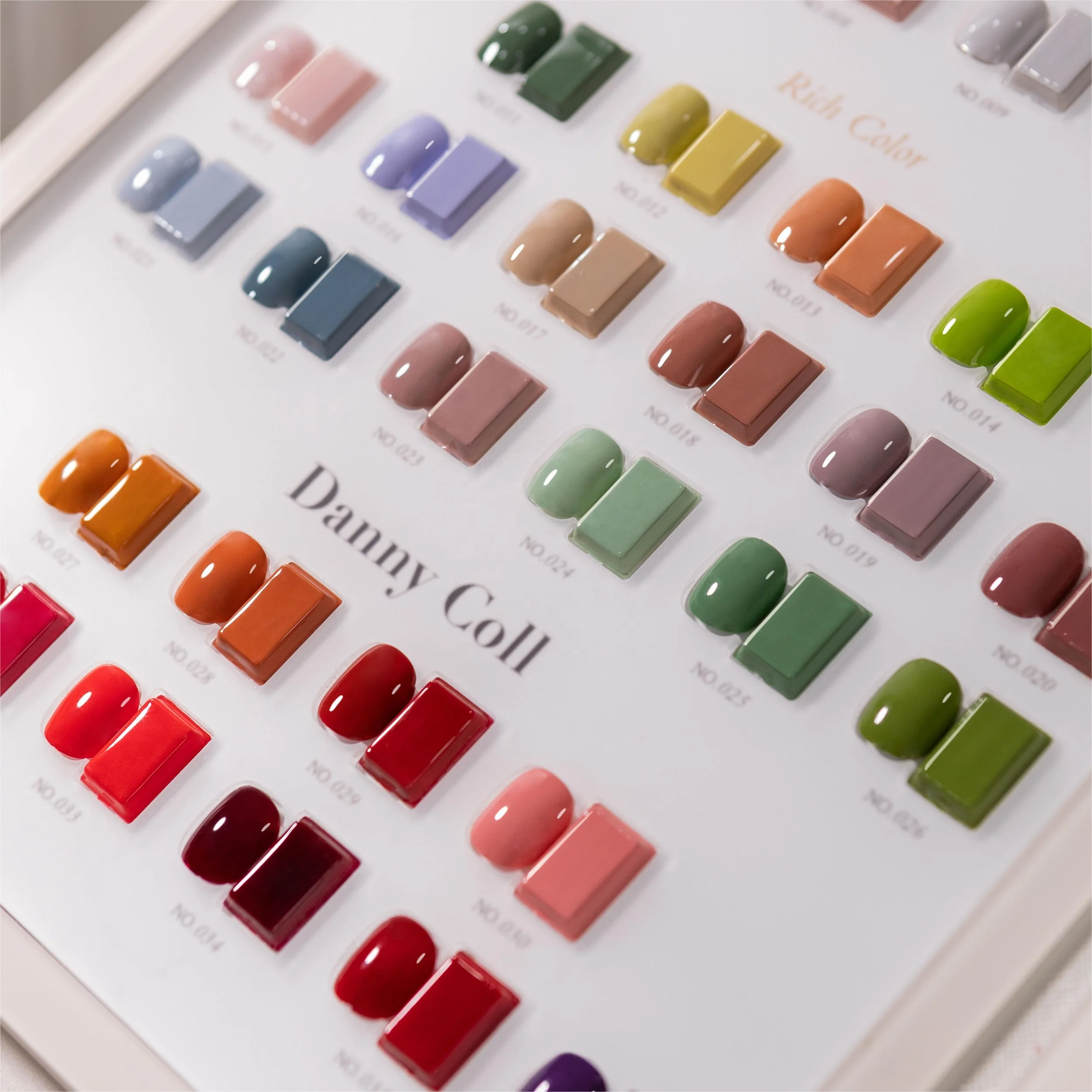 ダニーコル新着ネイルジェルセット72色卸売15Mlソークオフジェル