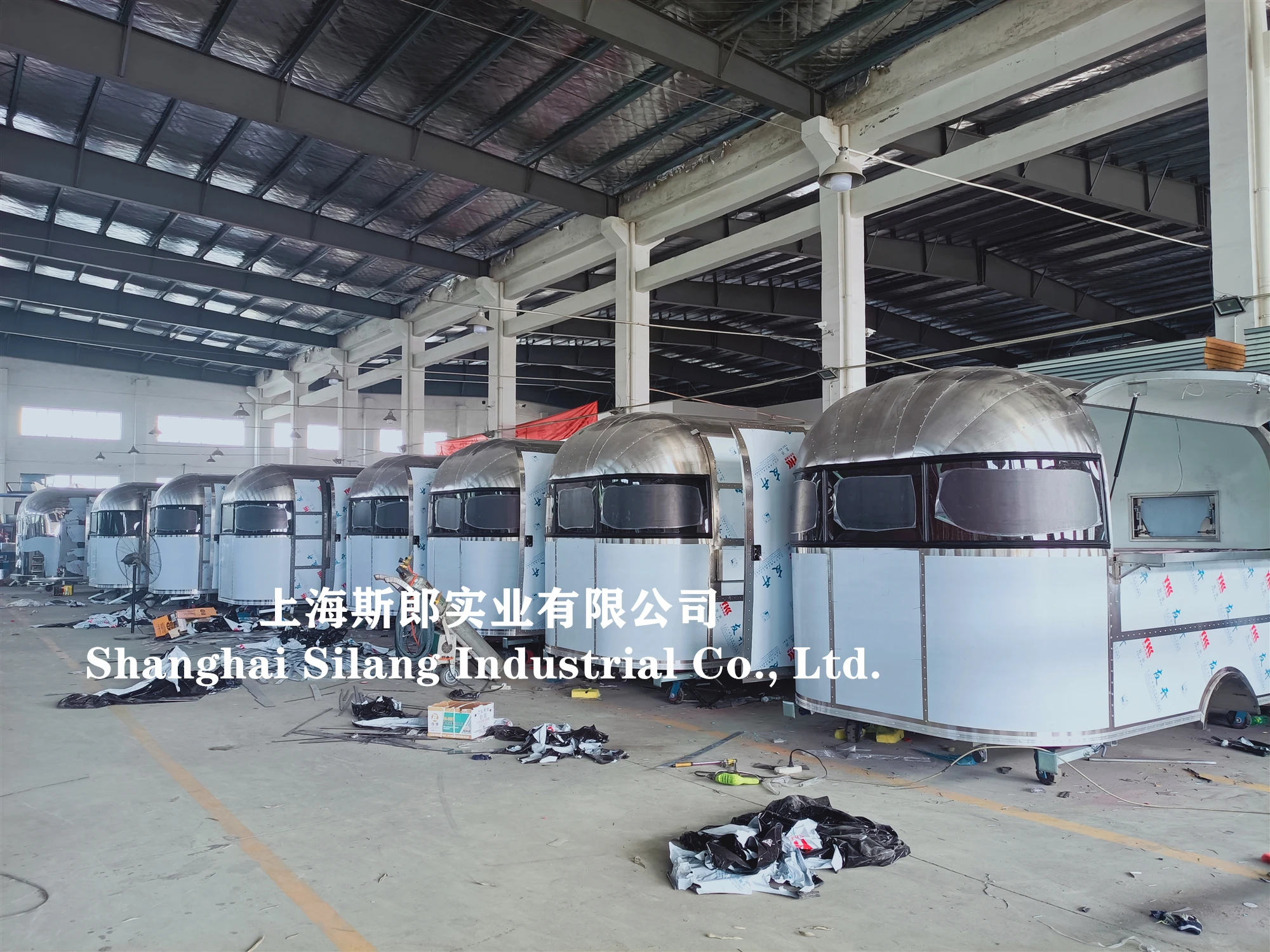 Unique designed pet beauty trailer, pet dog-shaped trailer factory