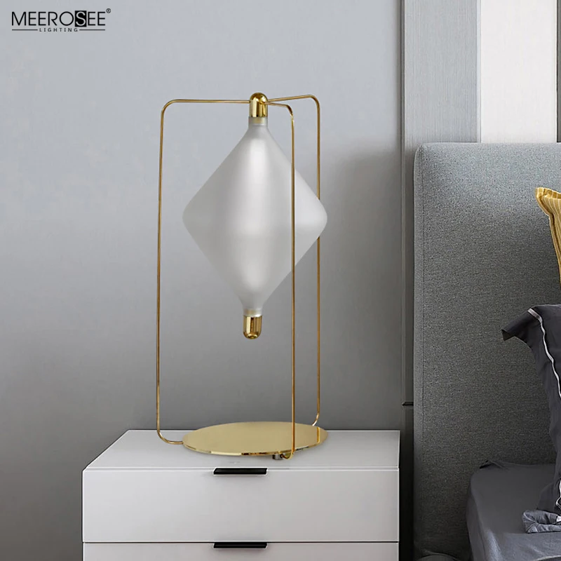 Meerosee  Hot Selling wholesale Cheap Table Light gold bases glass modern bedside led table lamp MD86755