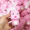 Pequeña Ruby (aprox.8 cm) viene en una bolsa de malla.
