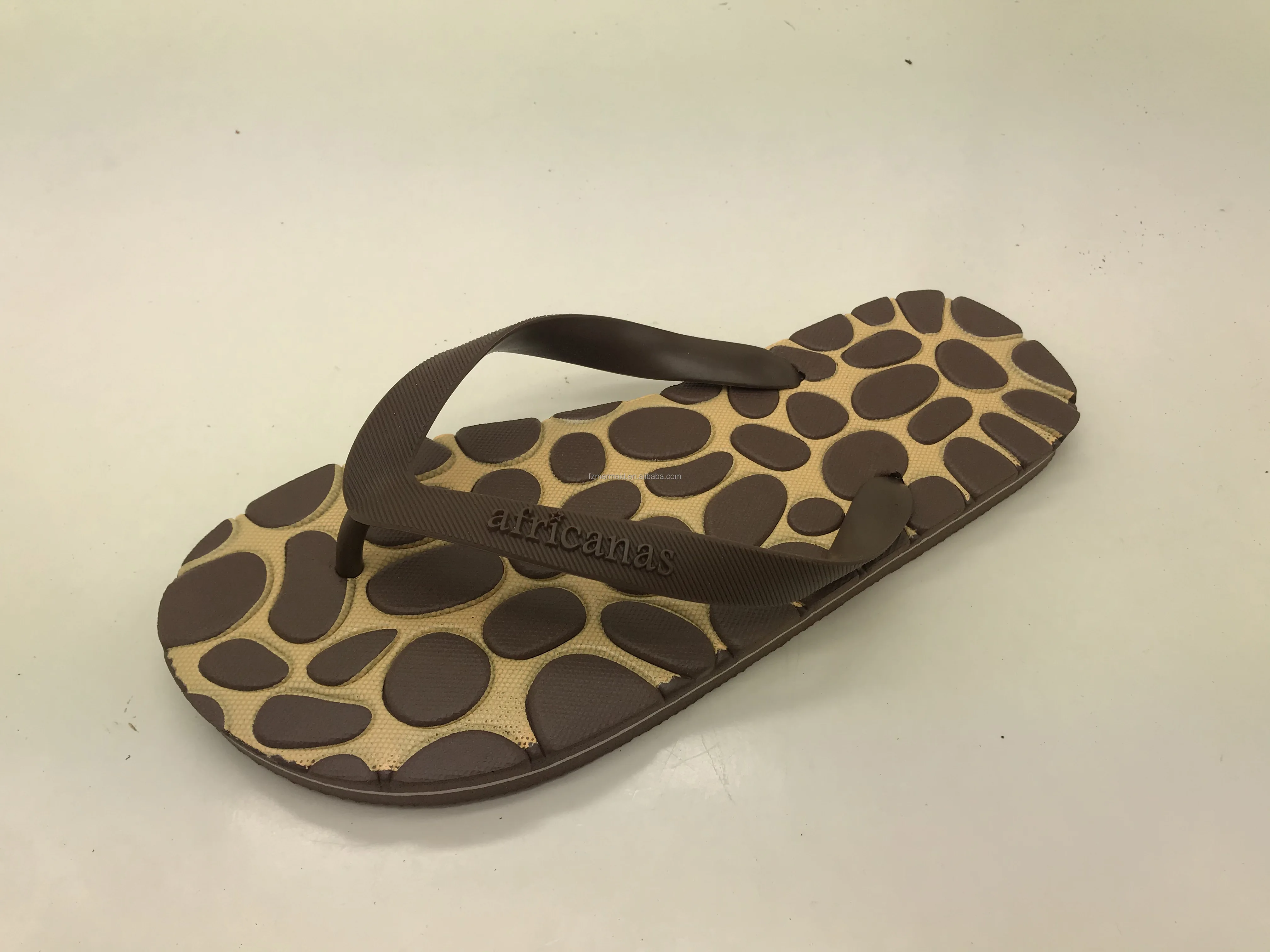 Men Women Wholesale Custom Flip Flops With LOGO Colorful PVC Custom Logo Beach Flip-Flops Slippers Custom Flip Flop Slides