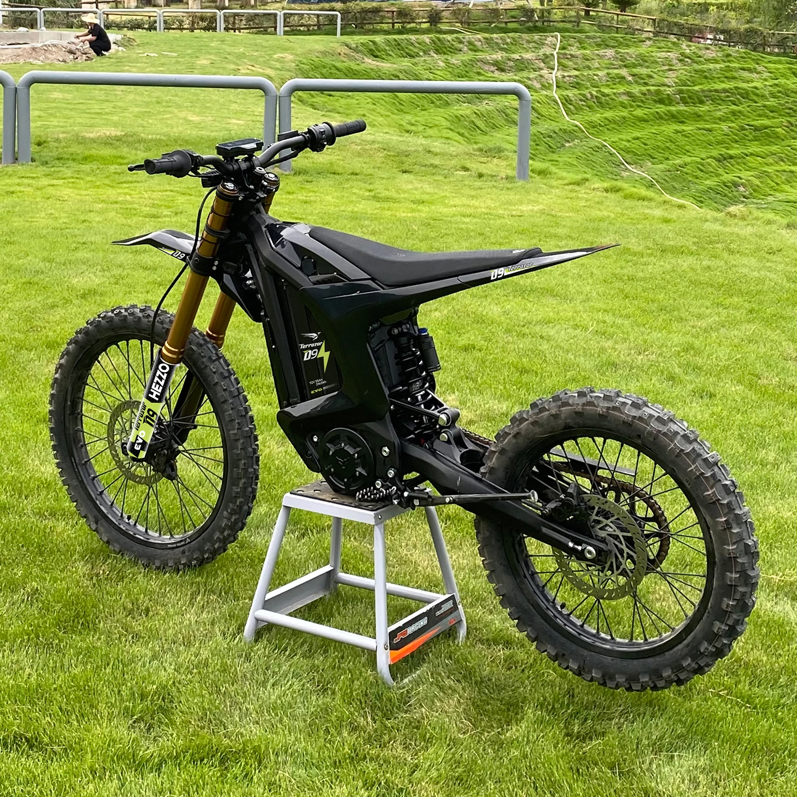 HEZZO 72V Electric Motorcycle - 20000W Lithium Middrive Dirt Bike