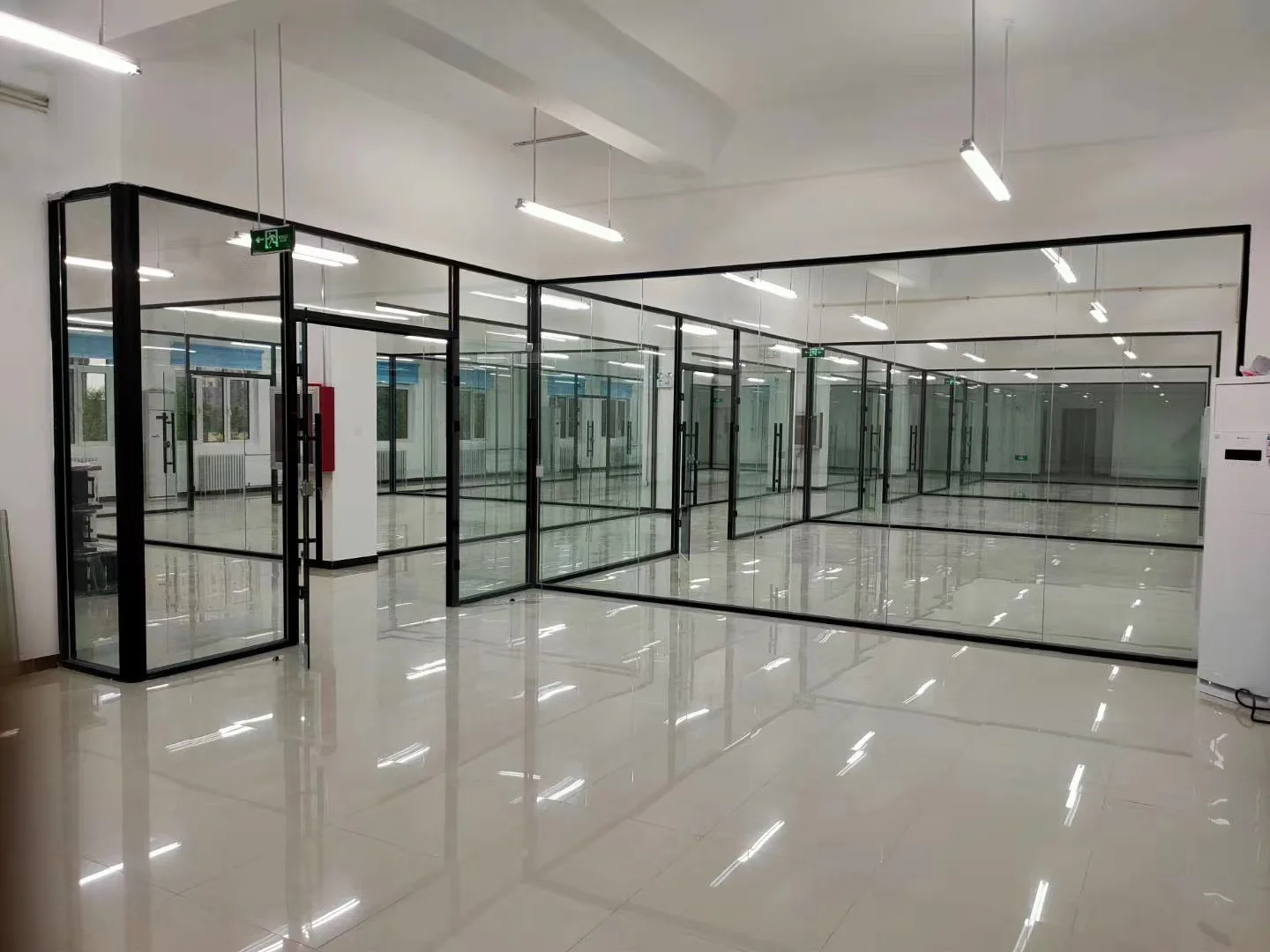 modern design fully transparent office partition-4