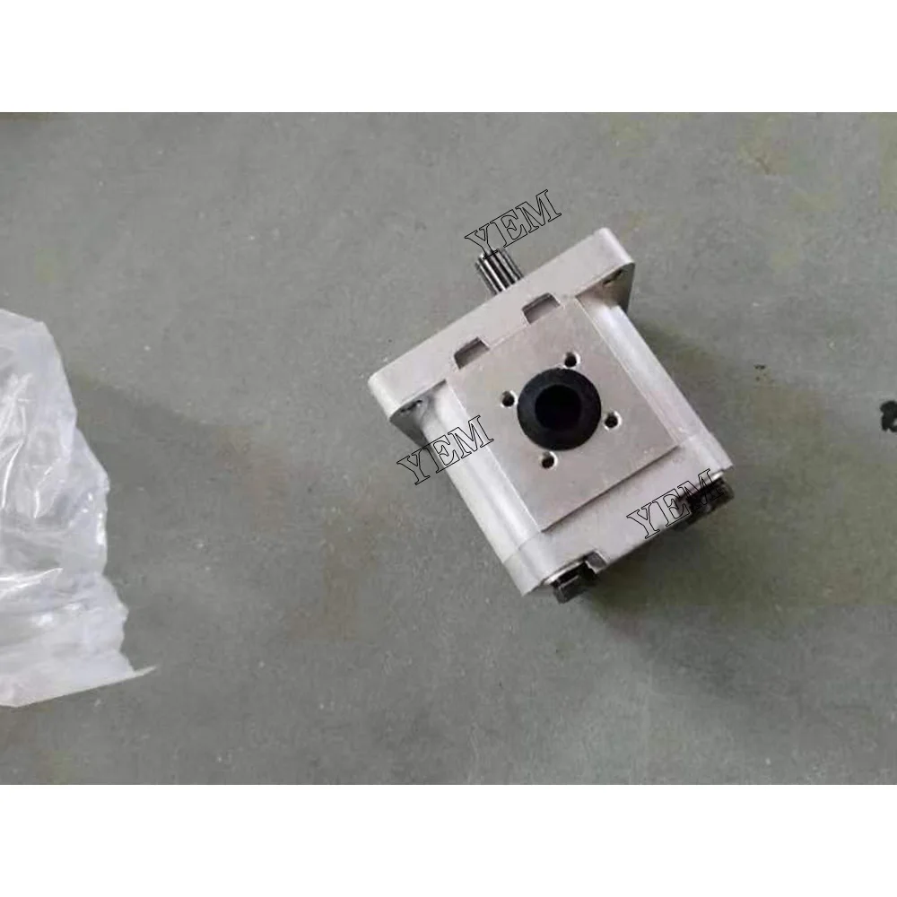 For Kubota V1512 Hydraulic Pump Replacement Engine Parts