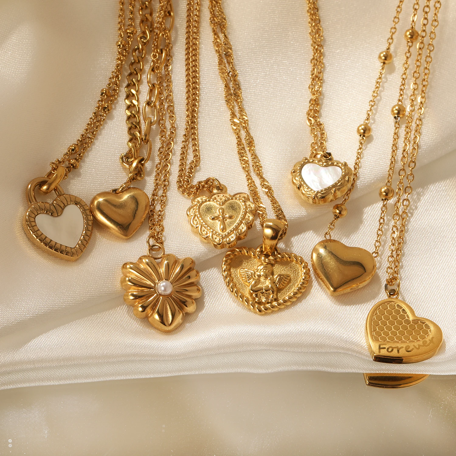 Fashion Jewelry Wholesale Stainless Steel Non Tarnish 18k Gold Plated Heart  Shaped Multiple Styles Pendant Necklace for Women