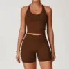 Canotta+pantaloncini-marrone