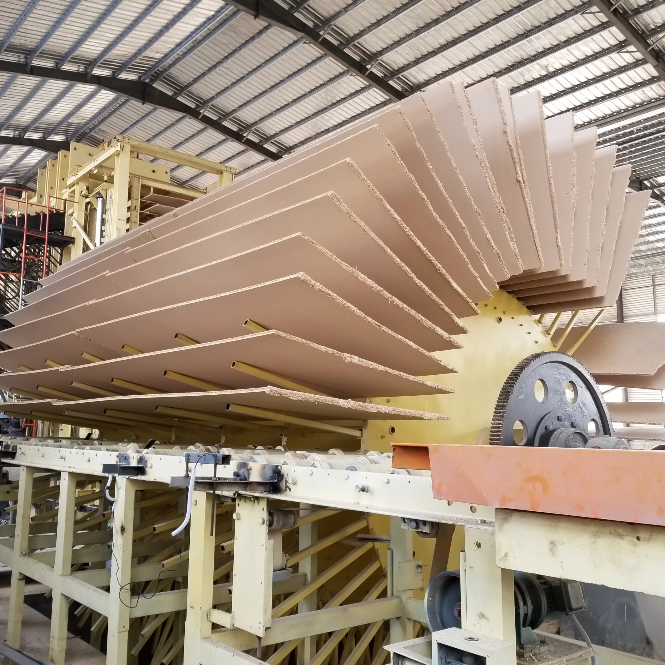 Hollow Particle Board Production Video