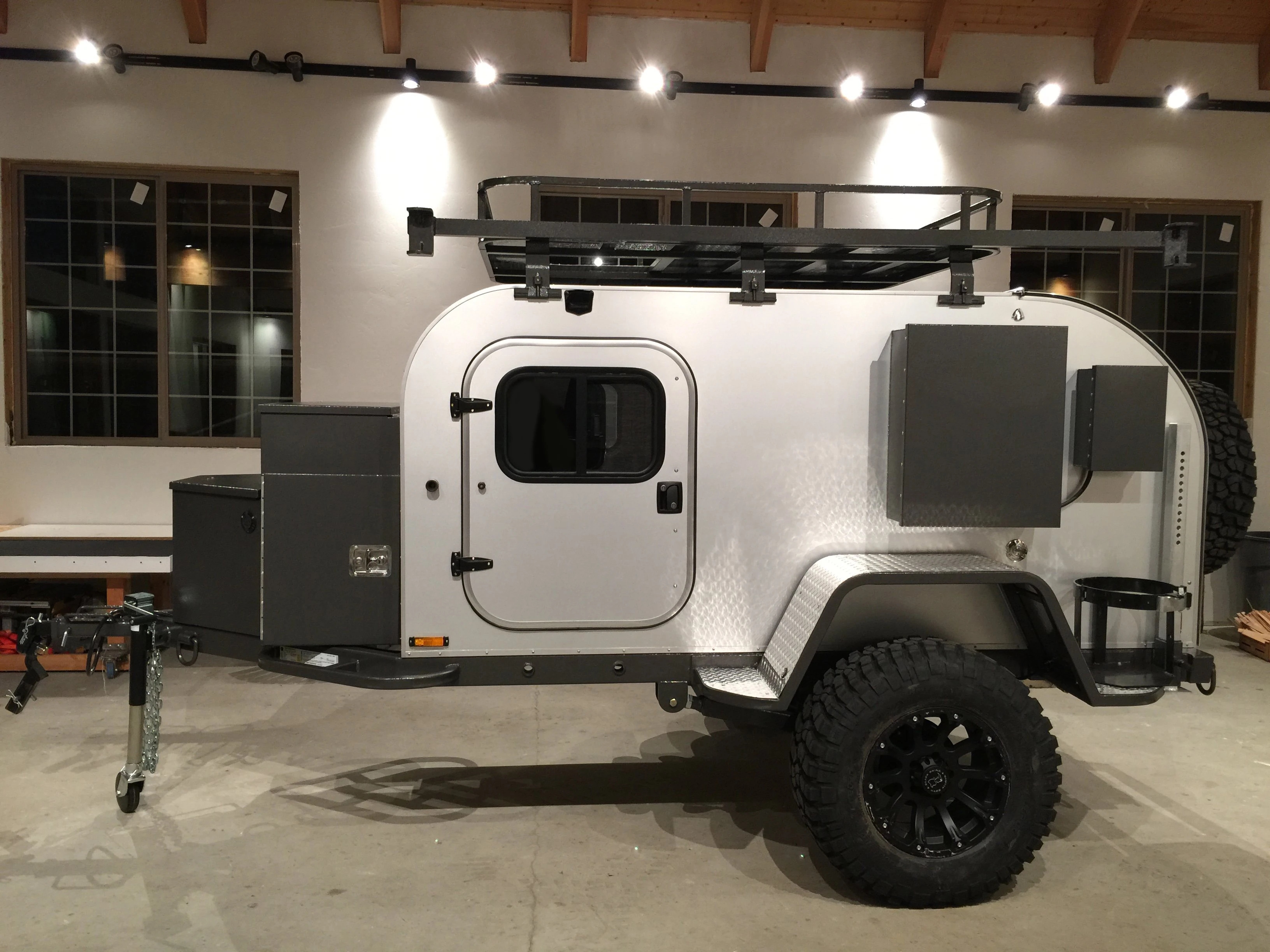 New Designed Small Offroad Camper Mini Trailer With Bathroom And Tent