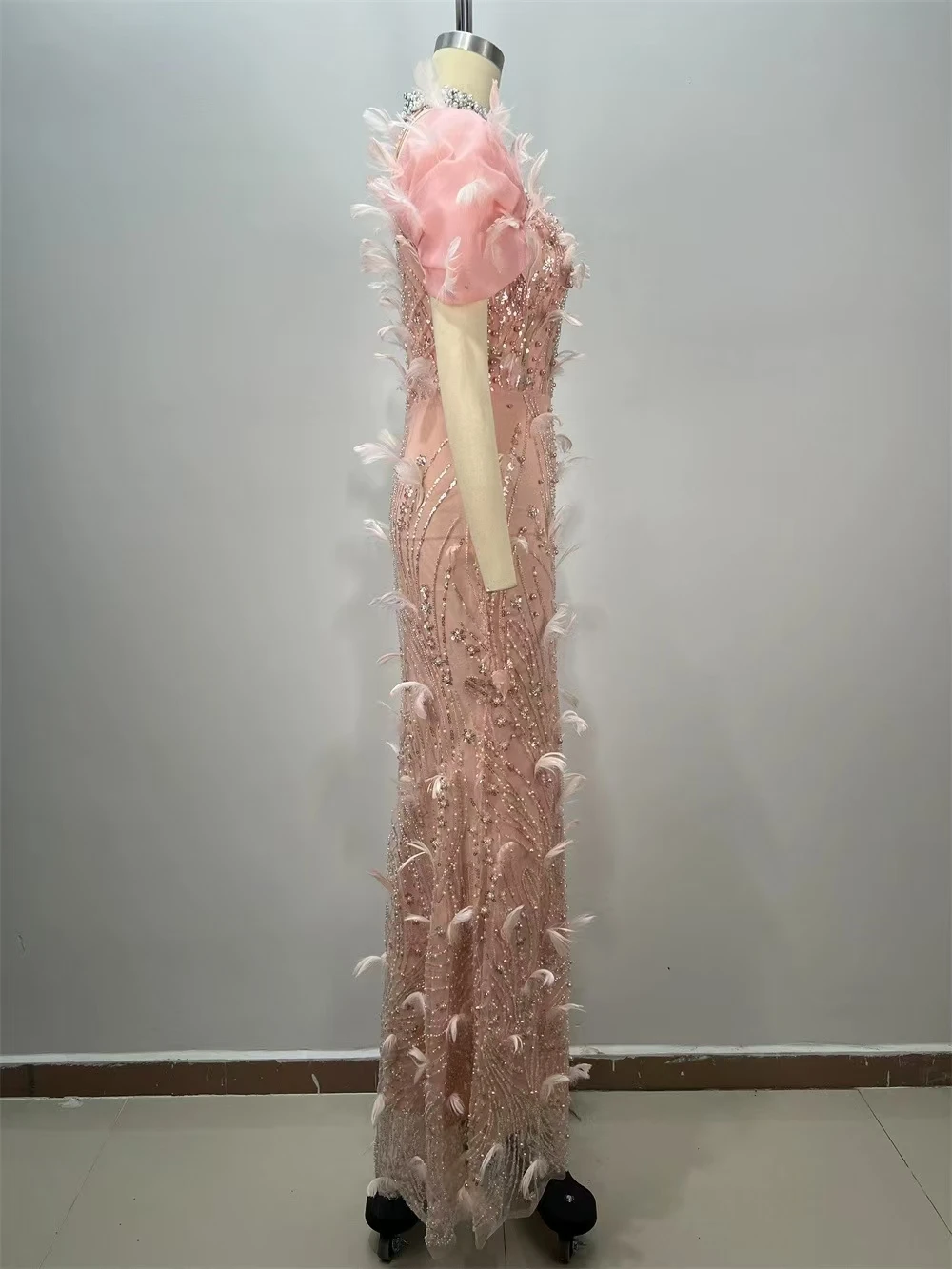 ED2725 Fancy Feather Evening Dress in Pink Elegant Party Dress for Woman  High End Sequin Dress With Pearls| Alibaba.com