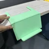 สีเขียว01