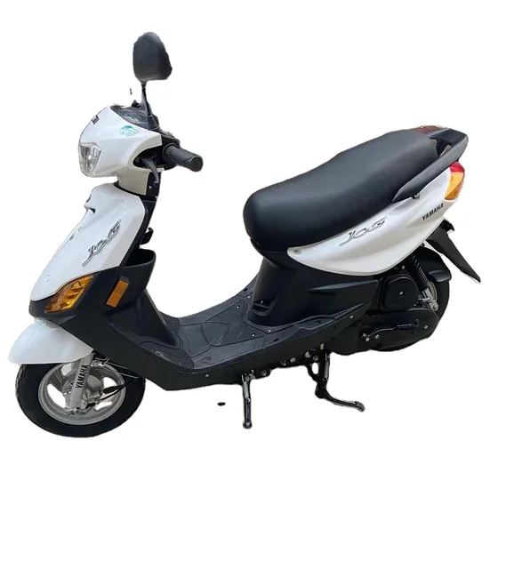 Qiaoge100cc High Quality Used Racing Moped Standard Two-Wheel Gasoline Motorcycle White