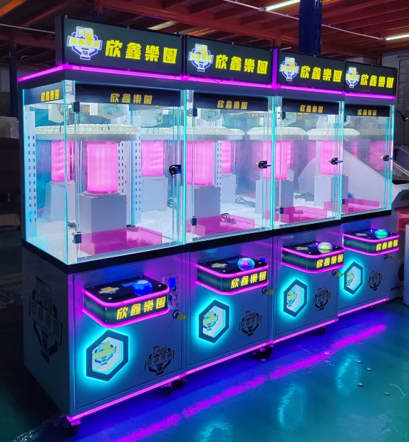 Wholesale Coin Operated Gift Game Machine Free Spins Clip Sticker Card Arcade Clip Doll Machine for Sale  Clip Prize Machine