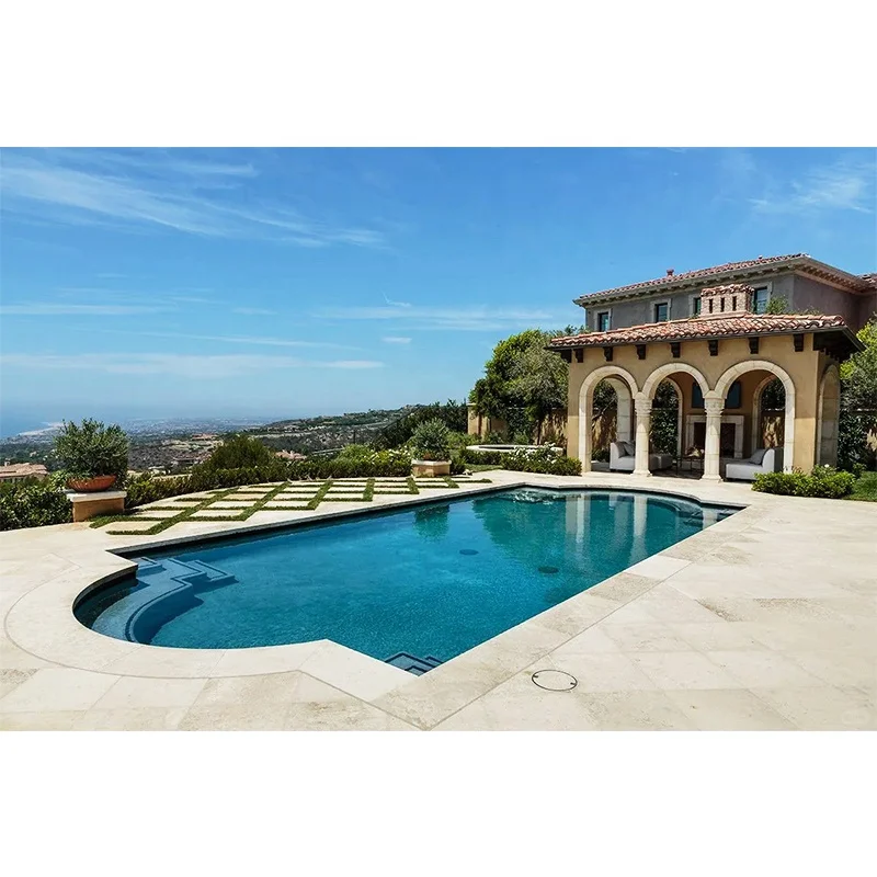 Модерно проектирани бежови варовикови блокове, полирани външни плочки за вили за облицовка на басейни и каменни подове, повърхност с тумблинг-обработка