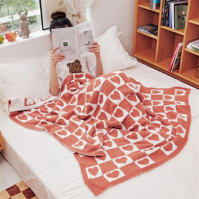 Popular Design Best Gift  Heart Jacquard 100% Polyester Knitted Throw Microfiber Blanket for Home DecorationTX factory