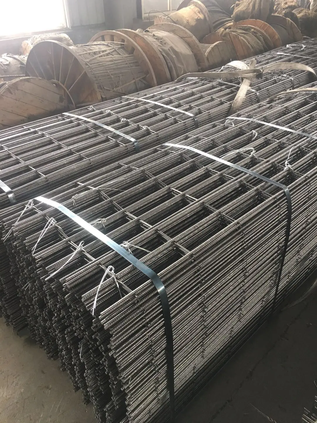 Factory Sales High-Speed Railway Steel Floor Truss 4*3*3 Deformation Grounding Steel Bar 4*3*3 Bar Metal Building Materials