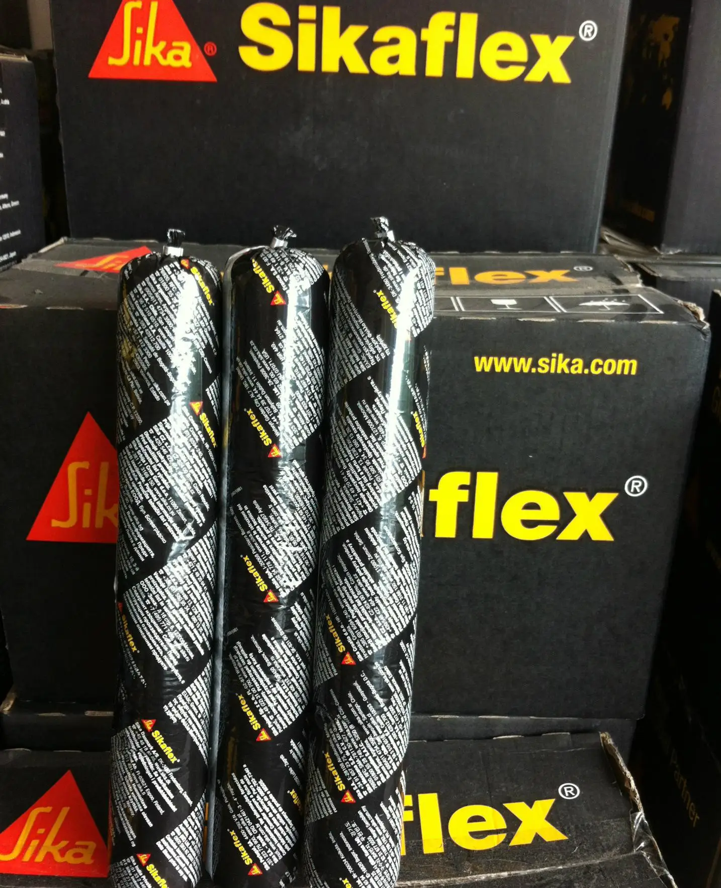 Fast Curing Structural Silicone Sealant for Curtain Wall Sealing