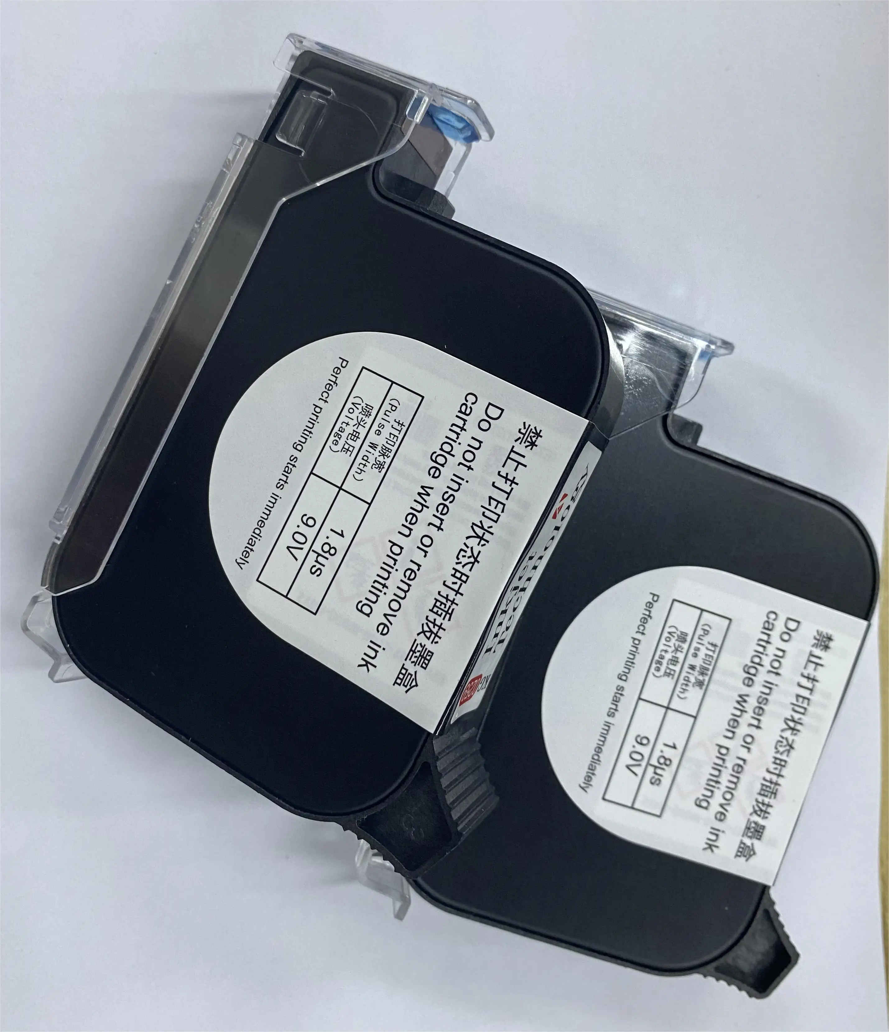 Картридж для быстросохнущих чернил на масляной основе струйного принтера