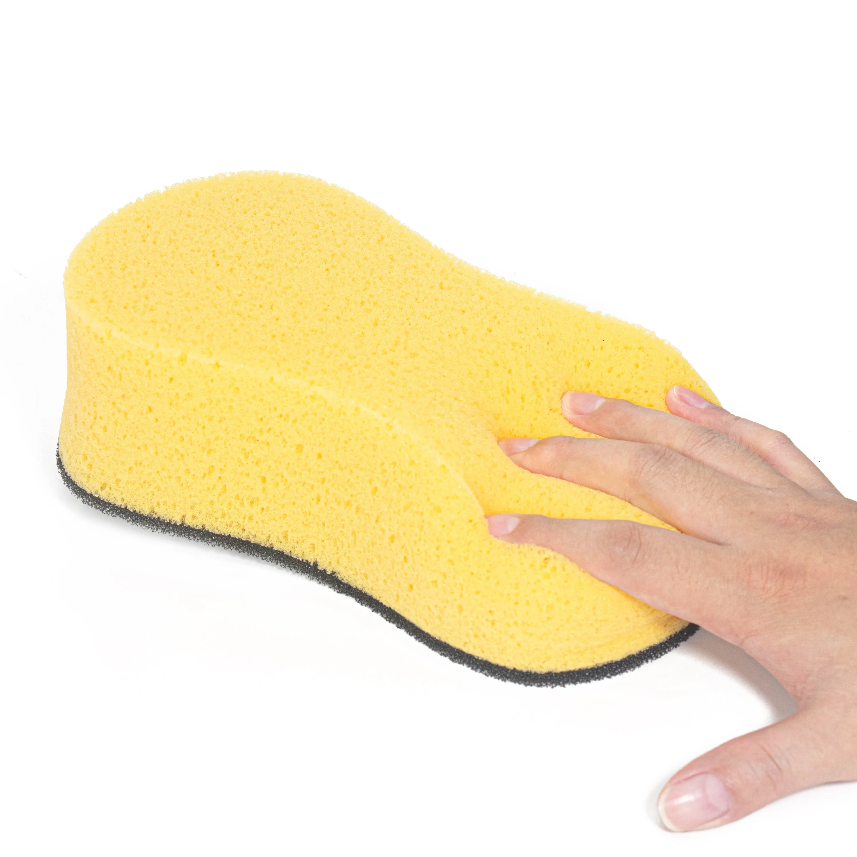 Сжатая губка для мытья автомобиля