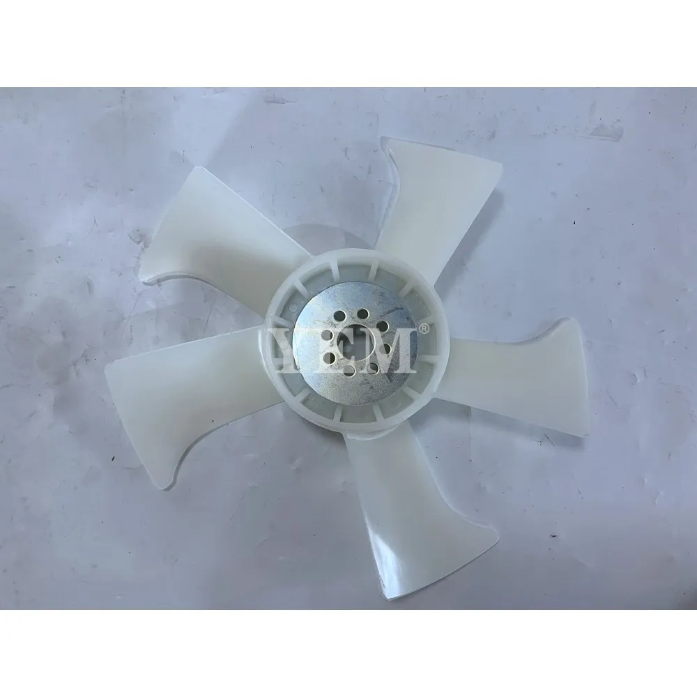 Hot Selling D902 Fan Blade 17454-74110 Fit for Kubota D902 Engine