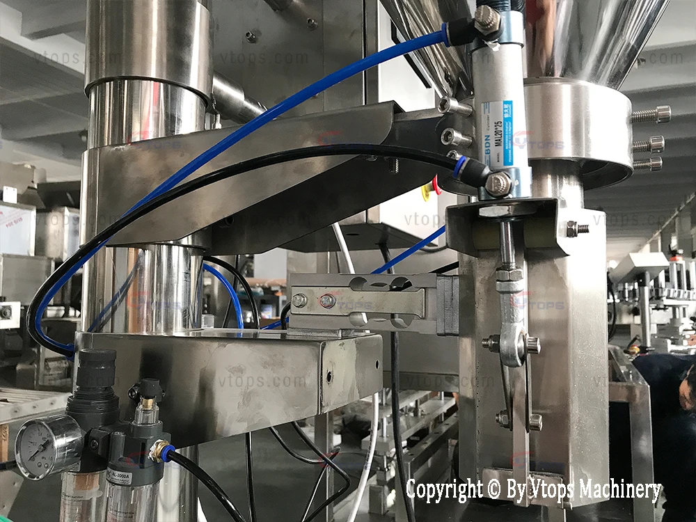 Полуавтоматическая машина для наполнения порошка шнеком с зажимом и удерживающим устройством