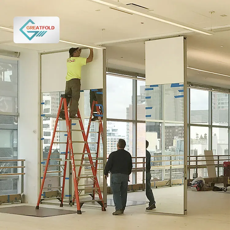 School Mirrored Gym Room Operable Partition Wall Sliding Dance Studio Mirror Movable Partition Wall Panel for Dance Studio