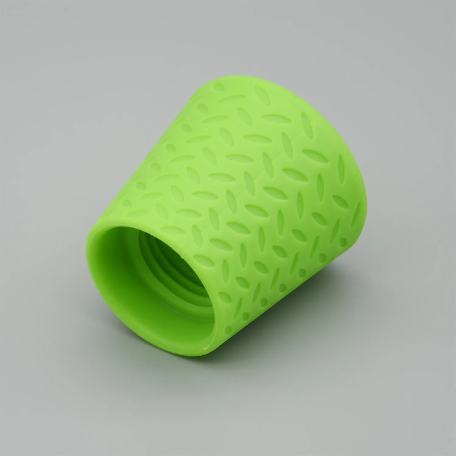 Hot Selling Silicone Outdoor Showerhead Portable Pet Cleaning & Bathing Products for Cat & Dog Cleaning & Bathing manufacture