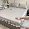 Gris púrpura