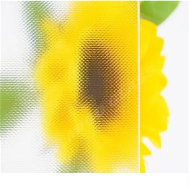 Brazil's Most Popular 3mm Low Iron Tempered Prismatic Water Heater Glass