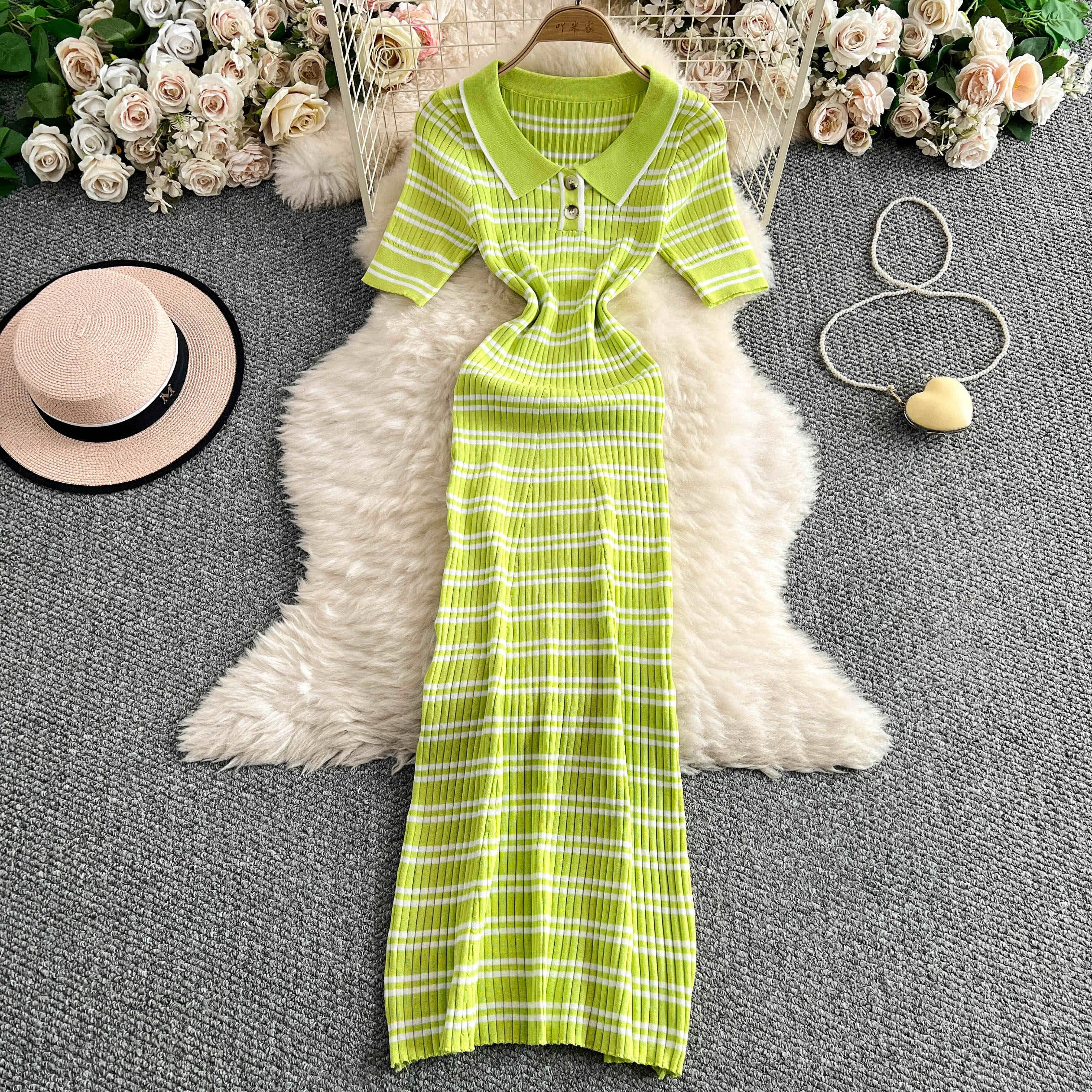 2025 Summer New Clashing Stripes Women's Knit Stretch Tight