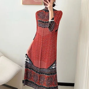 Women's Elegant Geometric Print Pleated Dress, Round Neck Long Sleeve with Belt, Slim Fit Midi Dress for Office Work