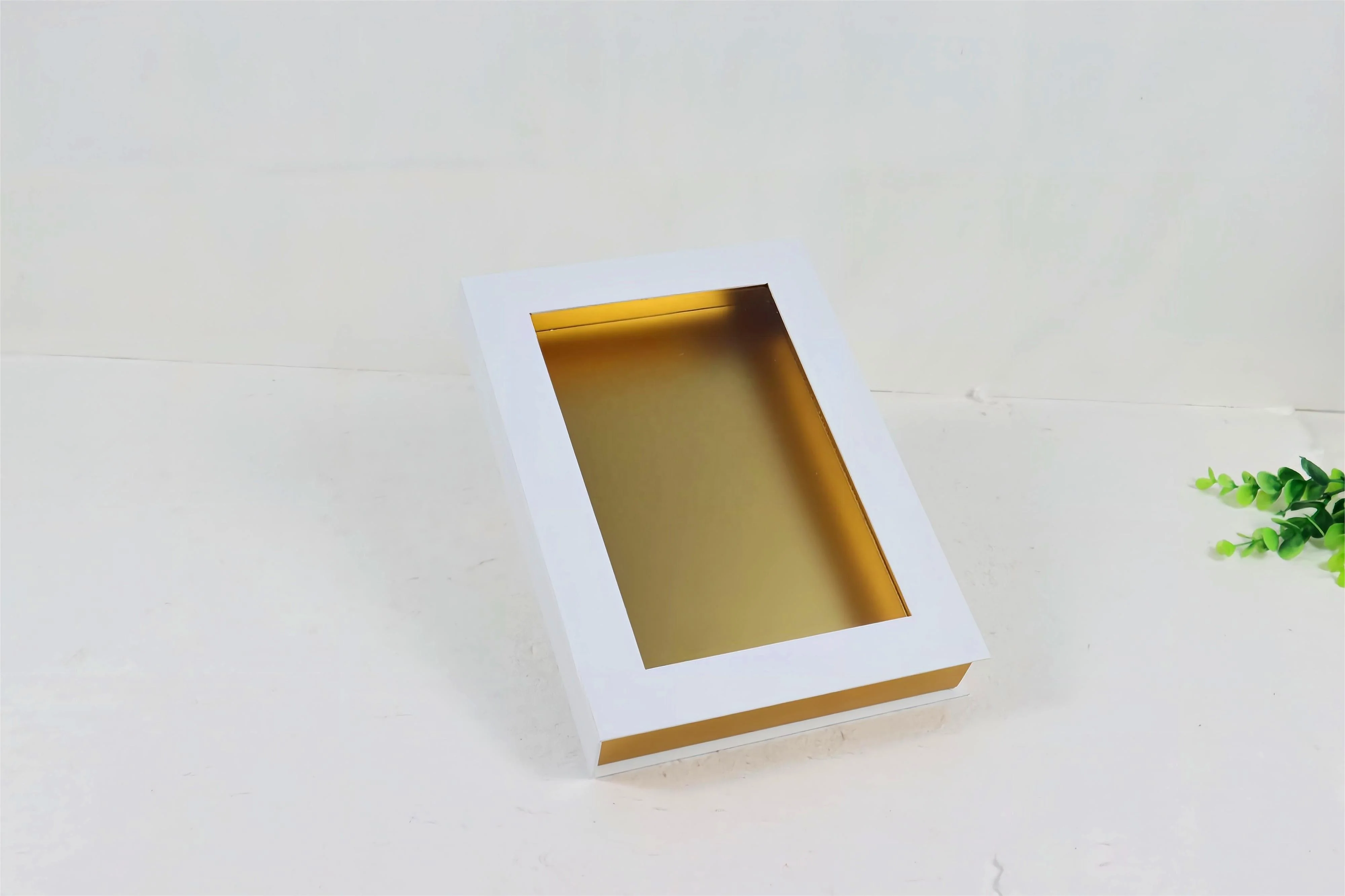 High Quality Transparent Pvc Window Magnetic Sealing Box Hot Stamping Cardboard Book Box Gift  Packaging Box
