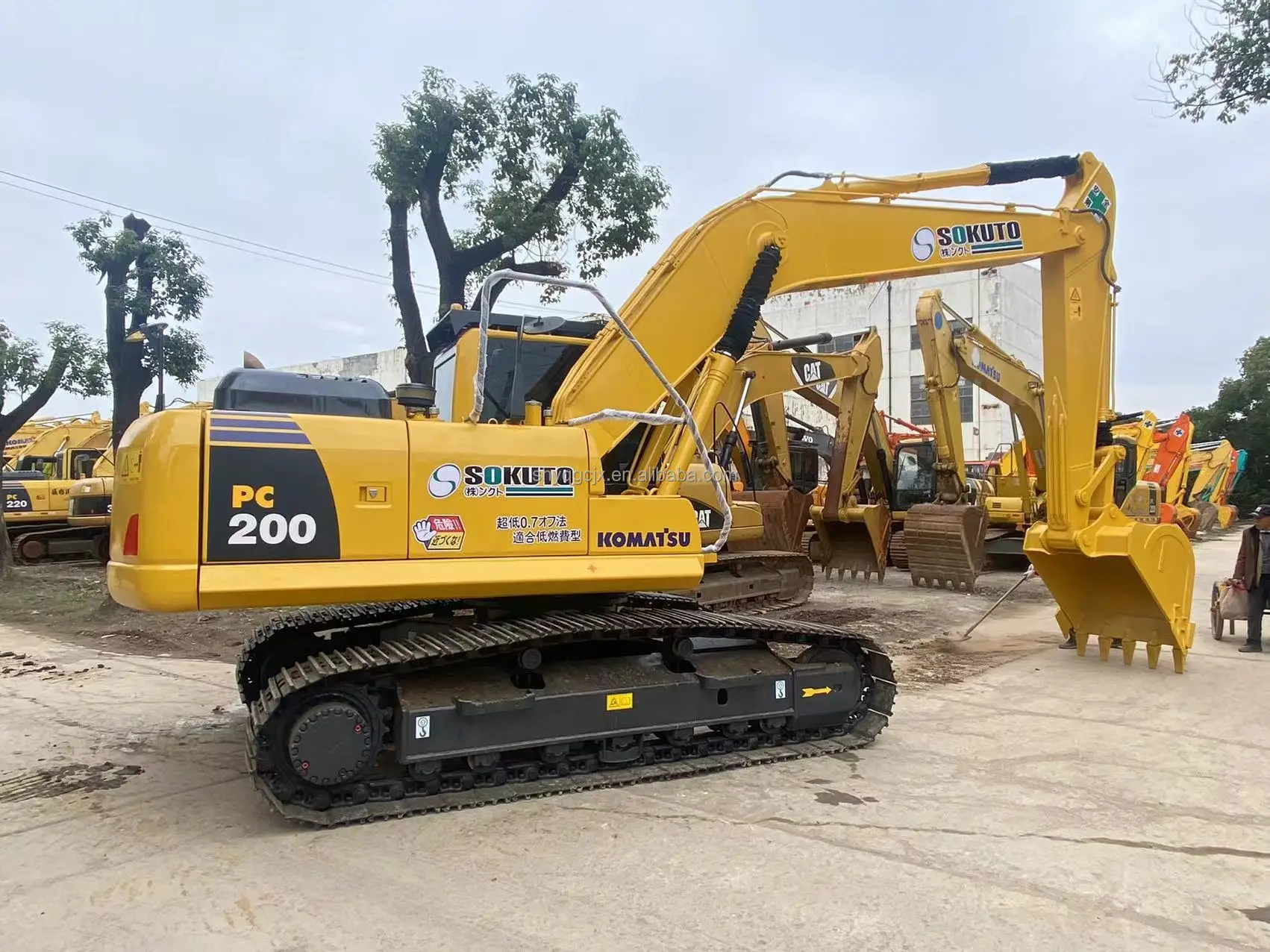 Japanese Used Komatsu Pc200 Excavators Hydraulic Crawler 20 Ton 12 Ton ...