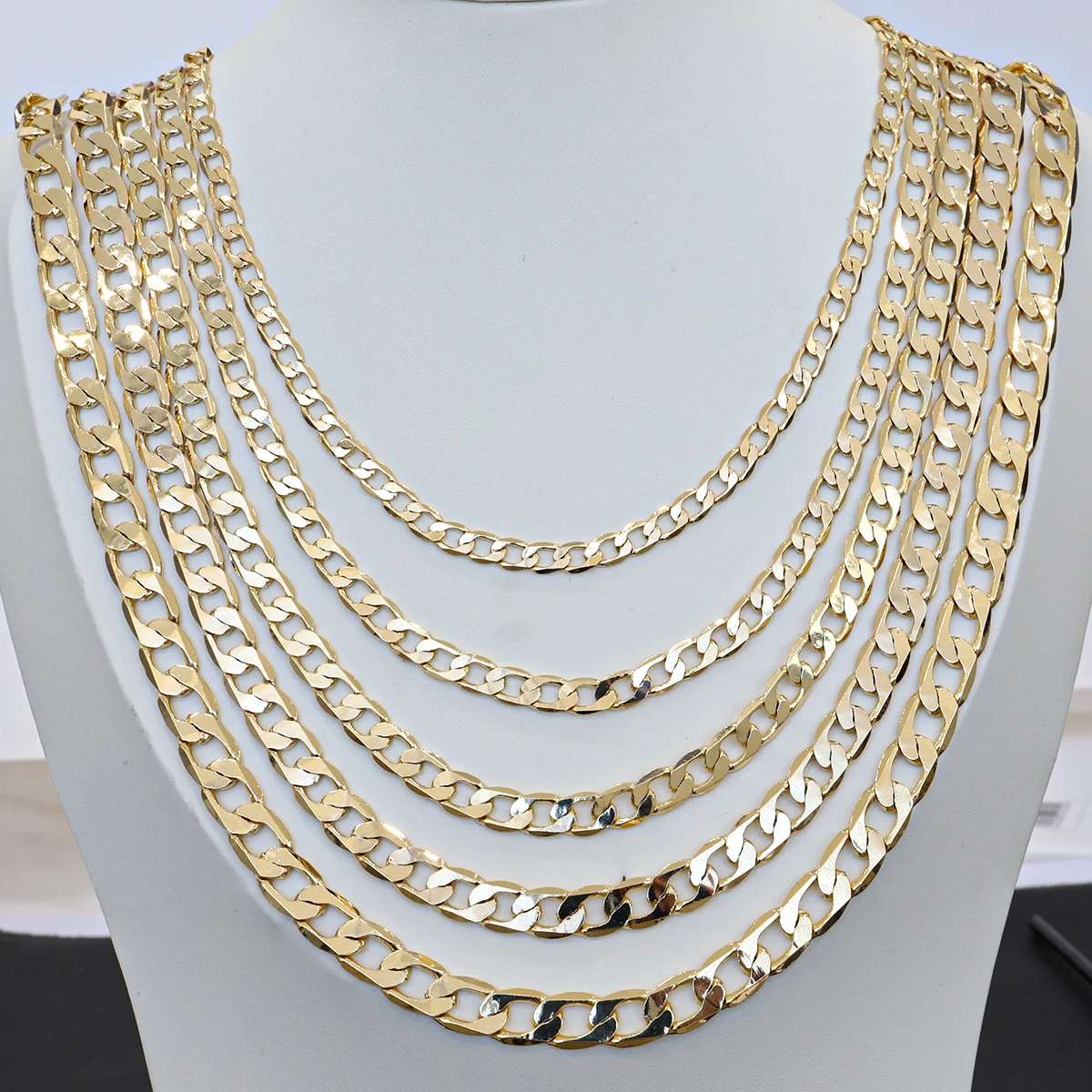 CM Custom 14K Gold Plated Brass Cuban Link Chain Necklace