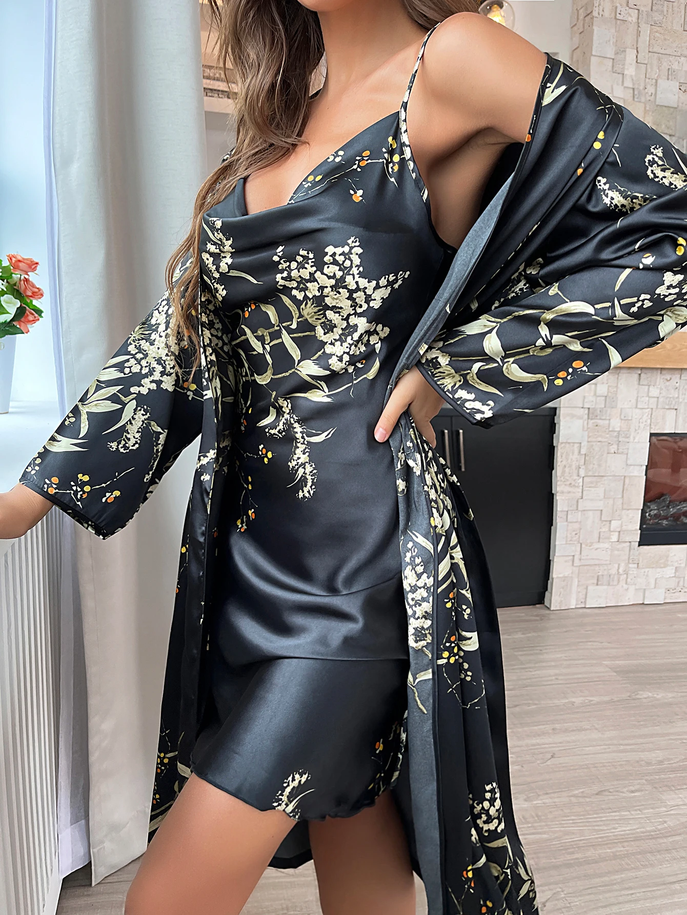 Saashi Women's Four Seasons Lace Up Pajama Dresses Two Piece Thin Outerwear Set.
