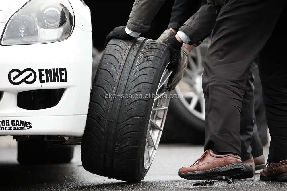 Racing 17 Inch High Quality Racing Tire 235/55 ZR17 235/50 ZR17