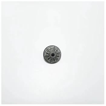 High Quality Metal Buttons High End Retro Electroplating Process Carved Clothing Buttons