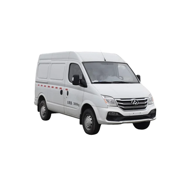 2024 New  MAXUS V80 2.0T manual  short axis Ultra-low Roof 3 Seater Version small van new car for sale