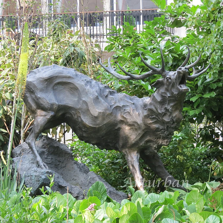 Наружное садовое украшение, бронзовая статуя оленя лося в натуральную величину
