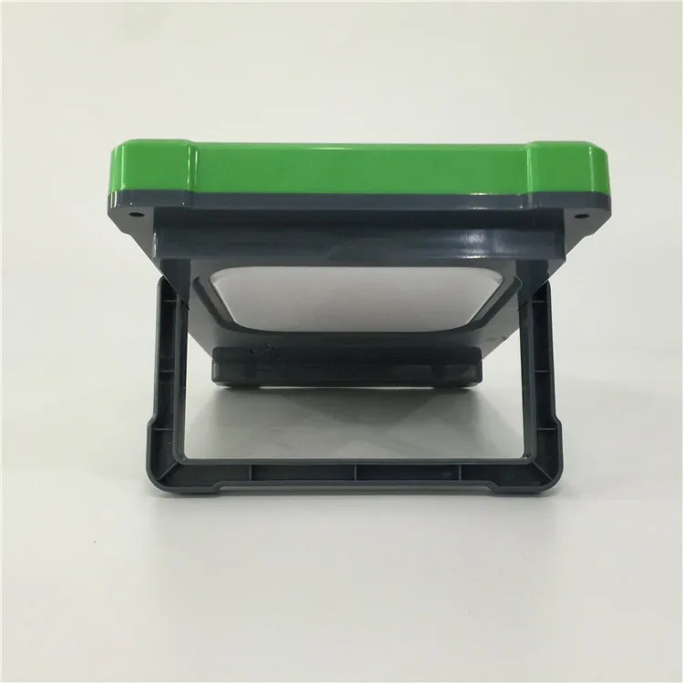 Patent Design Solar LED Light with 2 Bulbs