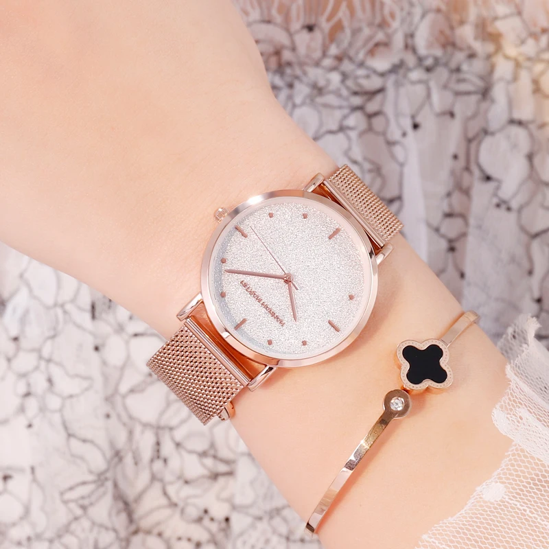 Hannah Martin Watch Factory Japan Movement 3 Bar Wholesale Low Price Minimalist Custom Logo Luxury Quartz Wrist Watch for Women
